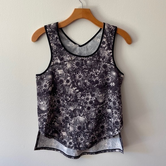 lululemon Run: Split Singlet Flowabunga Black Angel Wing / Black Size 4 - Picture 5 of 13